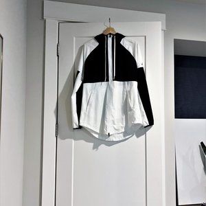 Adidas Sport Jacket Hooded Windbreaker M/Medium Black/White